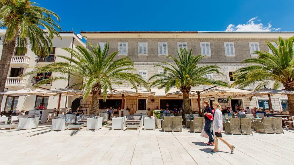 Rosic Apartments Tivat Exterior photo